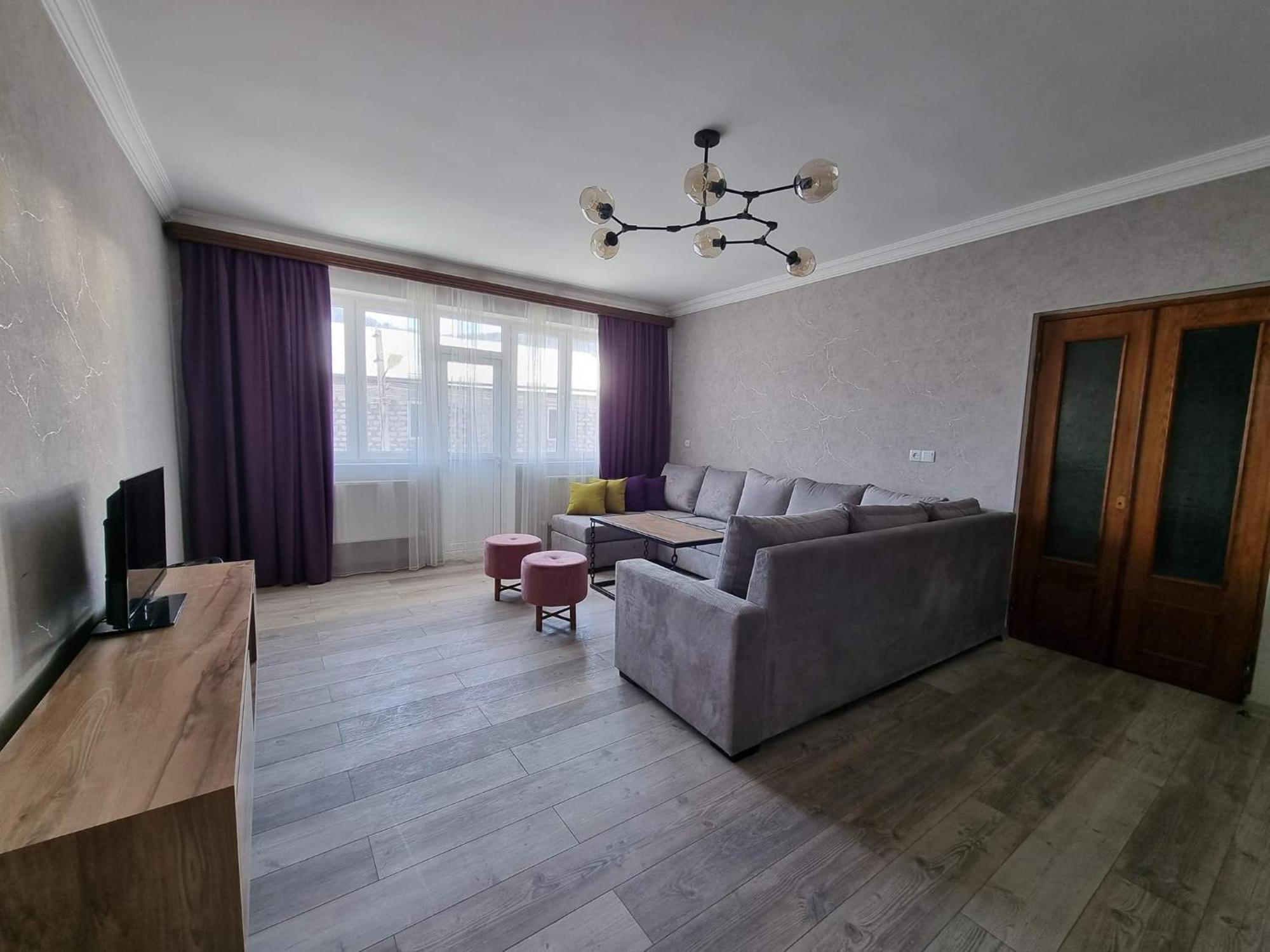 New Horizons , Apartment With 5 Bedrooms, Whole Apartment, Апартмент Целиком 迪利然 外观 照片